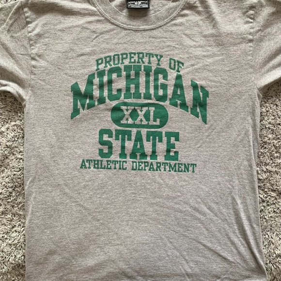 Vintage Michigan State Spartans Long-Sleeve T-Shirt. Medium. Steve & Barry's. - Picture 2 of 9